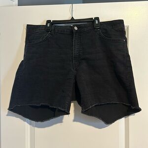 COPY - 📌3 for $20📌 H & M shorts size 16